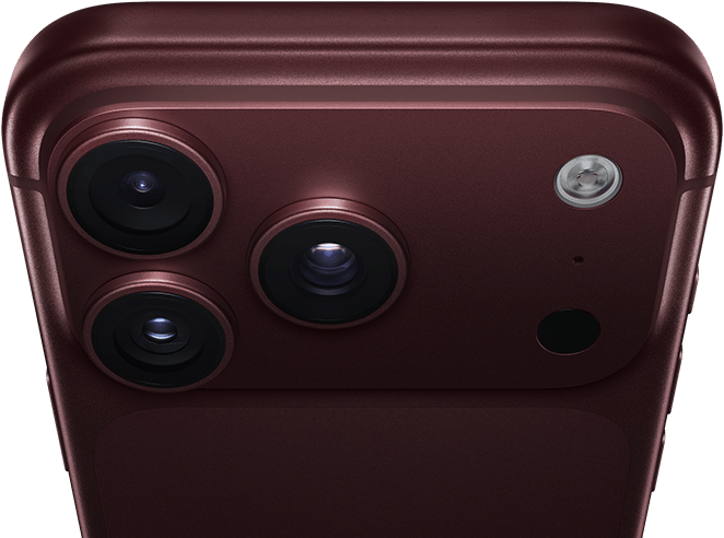 iPhone 18 Pro Max, burgundsky červená barva (tmavě červená), pohled zezadu, nahoře profesionální Fusion fotosoustava, tři objektivy, částečně zavřené lamely variabilní clony, blesk, mikrofon a LiDAR skener, pohled shora, anténa mobilní sítě, rovné hrany, zaoblené rohy